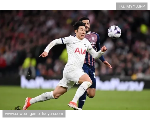 热刺精准直塞,孙兴慜高速插上推射 热刺精准直塞,孙兴慜高速插上推射